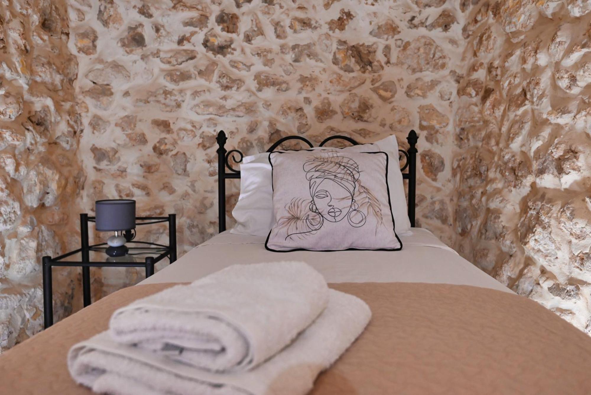 The Cloisters Bed And Breakfast Xagħra Zewnętrze zdjęcie