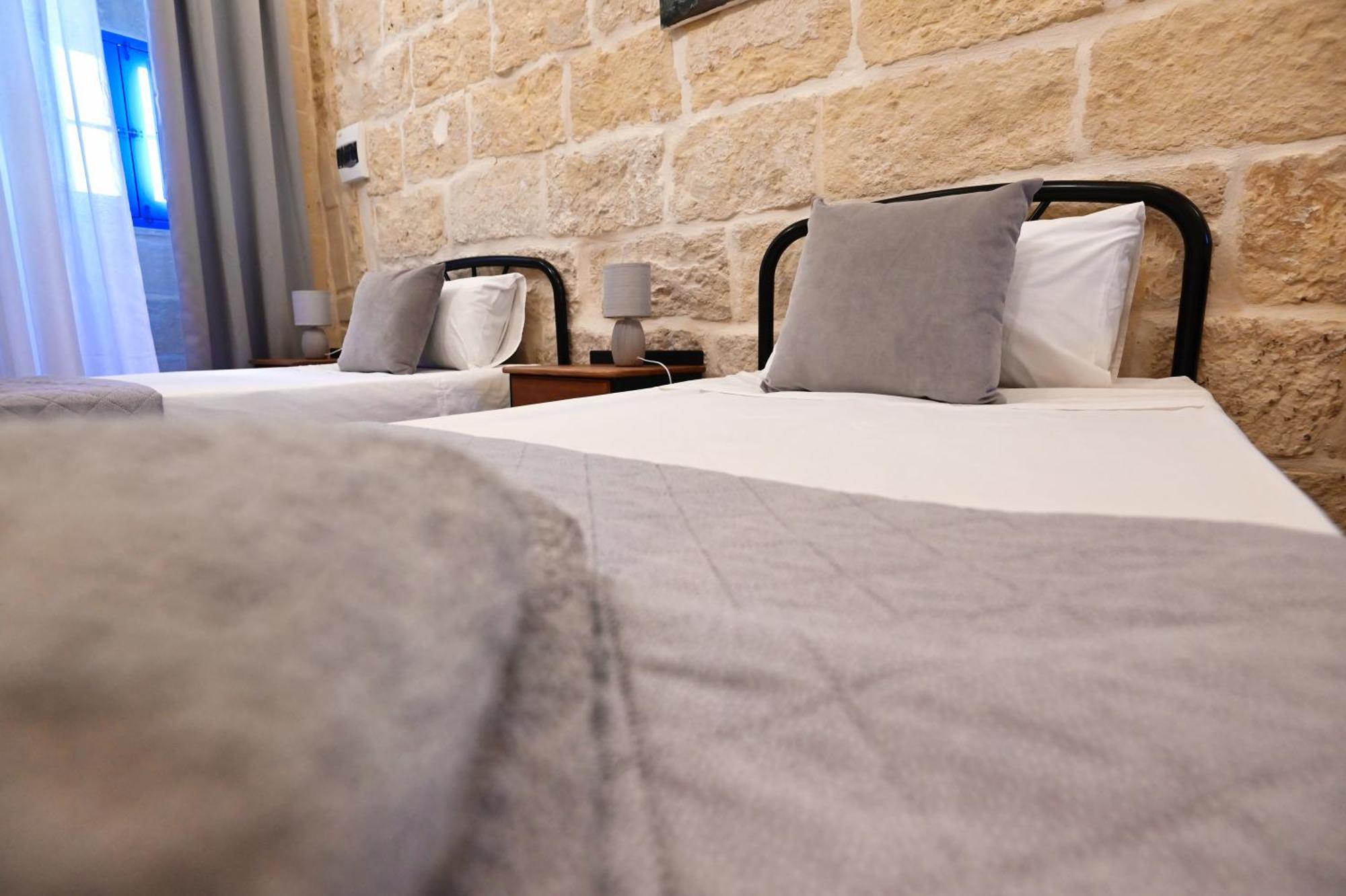 The Cloisters Bed And Breakfast Xagħra Zewnętrze zdjęcie