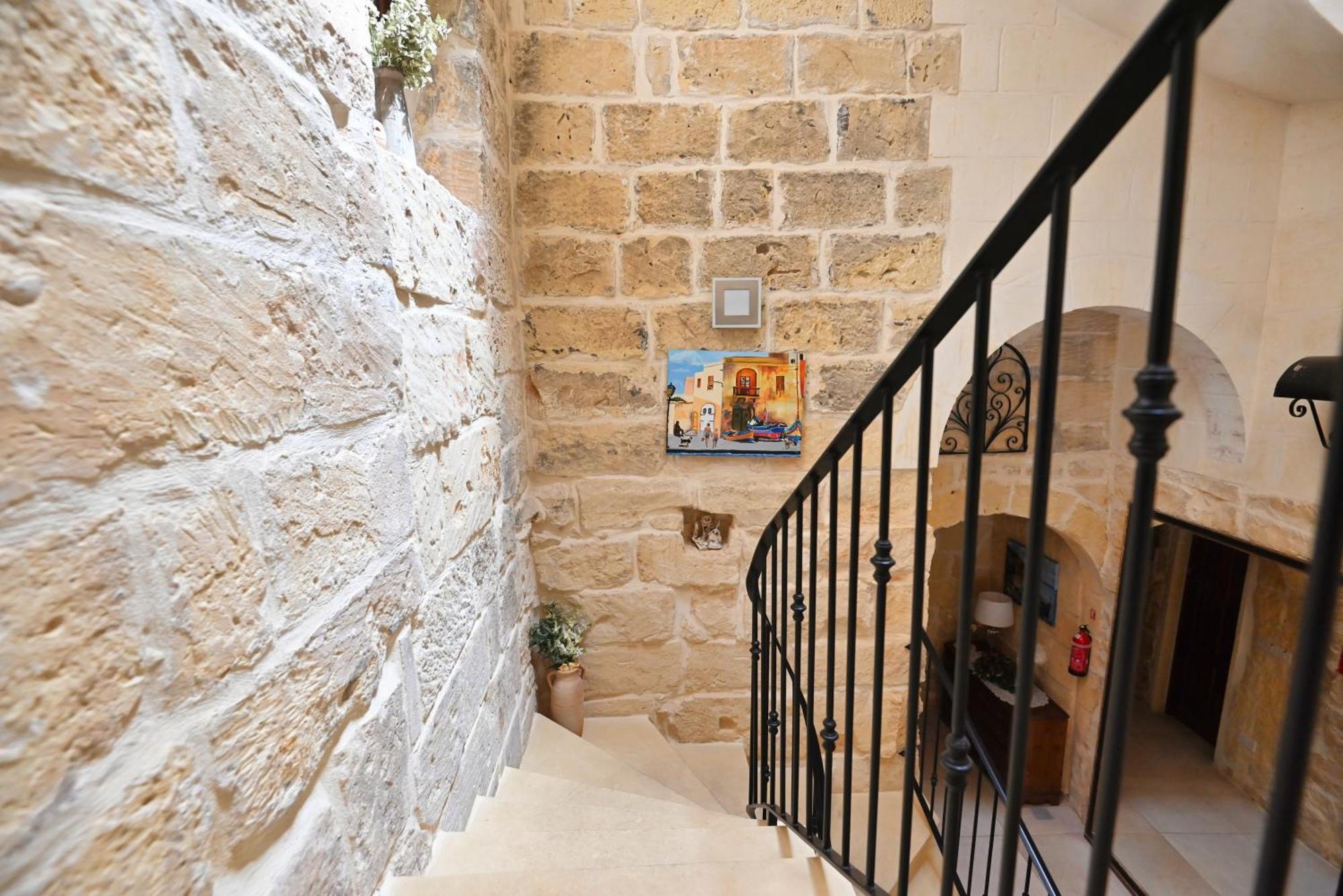 The Cloisters Bed And Breakfast Xagħra Zewnętrze zdjęcie