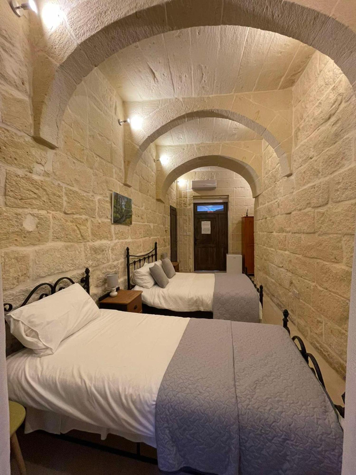 The Cloisters Bed And Breakfast Xagħra Zewnętrze zdjęcie